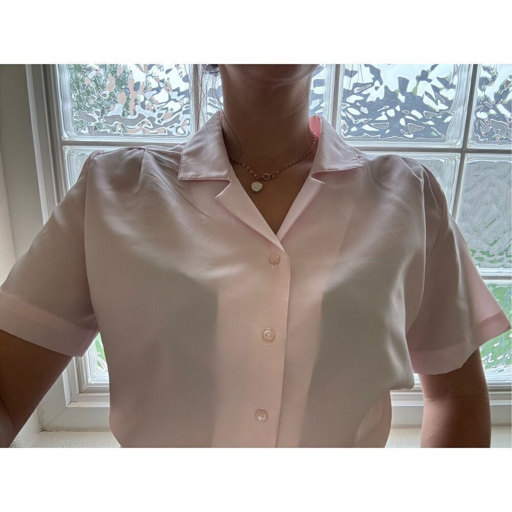 Classic Fashions women’s M vintage pastel baby pink button up blouse retro waitr